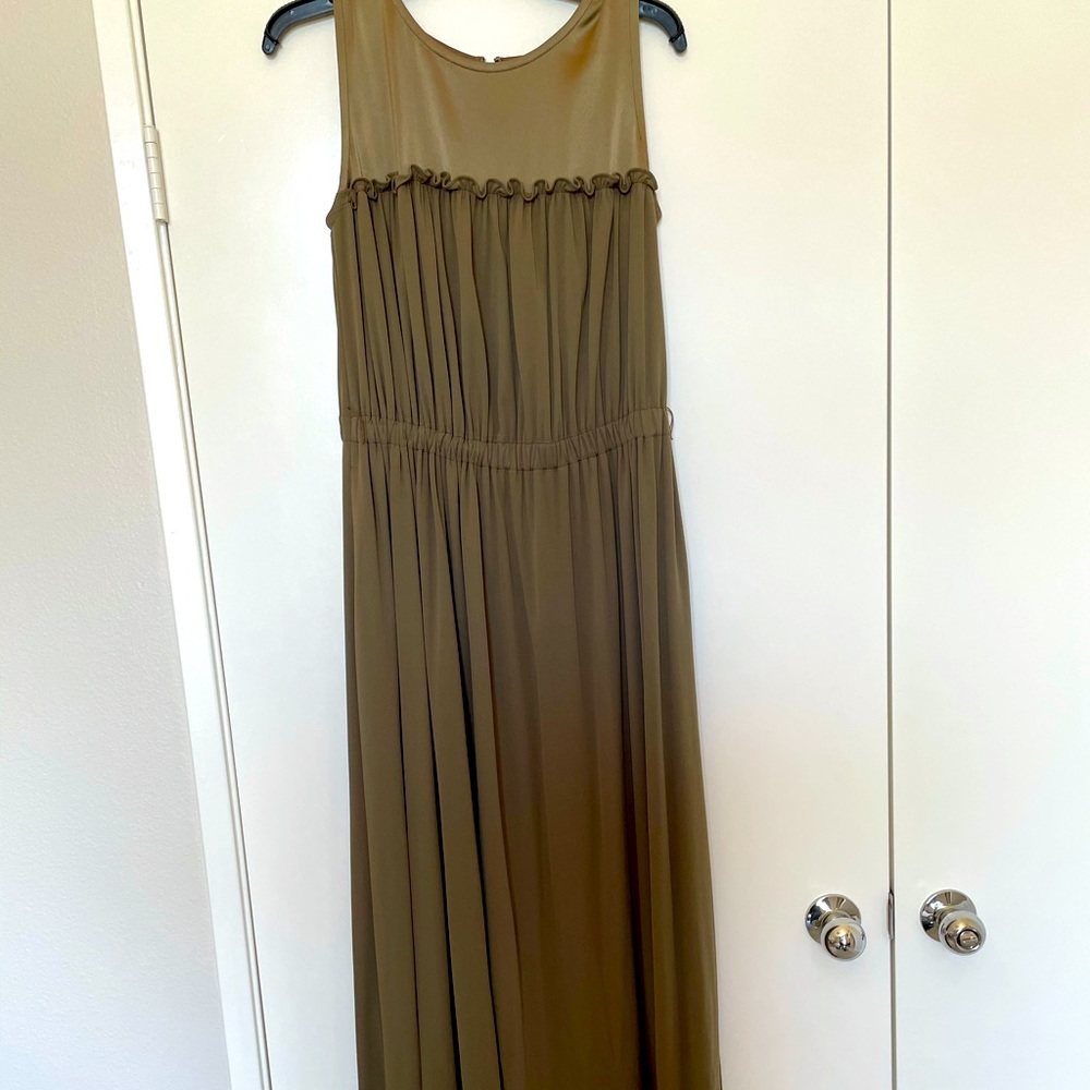 St. John Couture floor length gown with belt